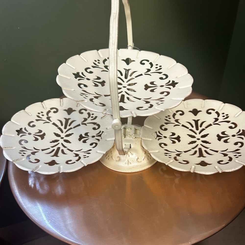 Canapé/Dessert Stand